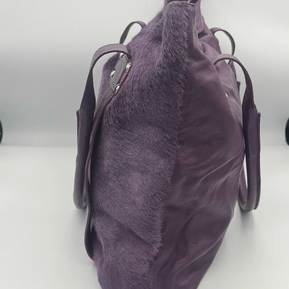 Innue Made in Italy Genuine Leather Calf Hair Plum Purple Tote Bag - Picture 3 of 9